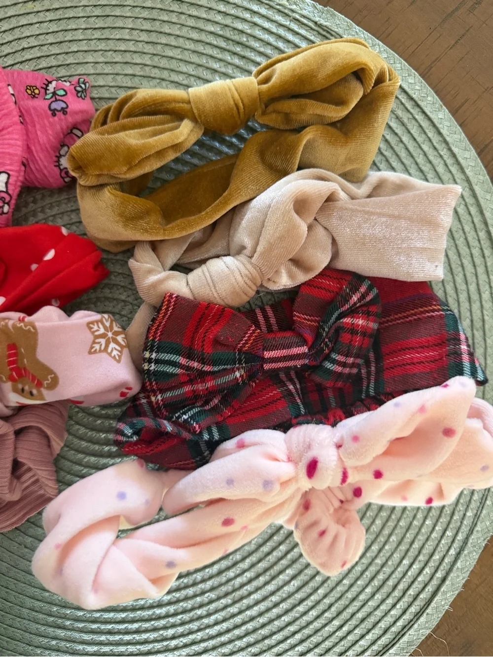 Baby Girl Bow Headbands Lot Of 8 Miscellaneous Holiday Pink Hello Kitty